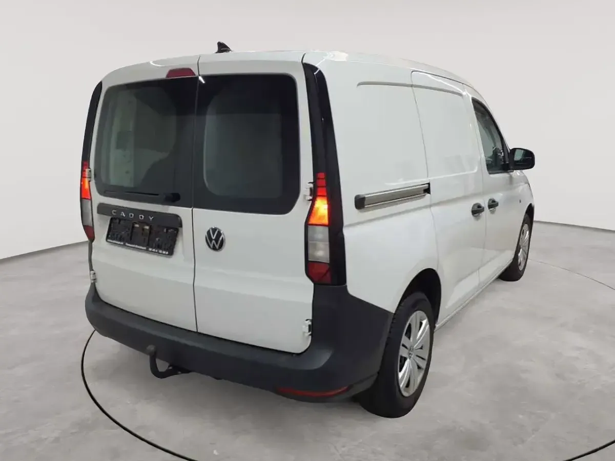 Gebraucht VW Caddy 114 PS (83 kW) 2022 Candyweiß Van / Kleinbus