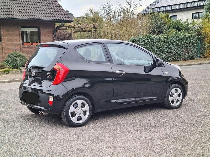 Używany Kia Picanto Attract 69 KM (50 kW) 2014 Czarny Hatchback