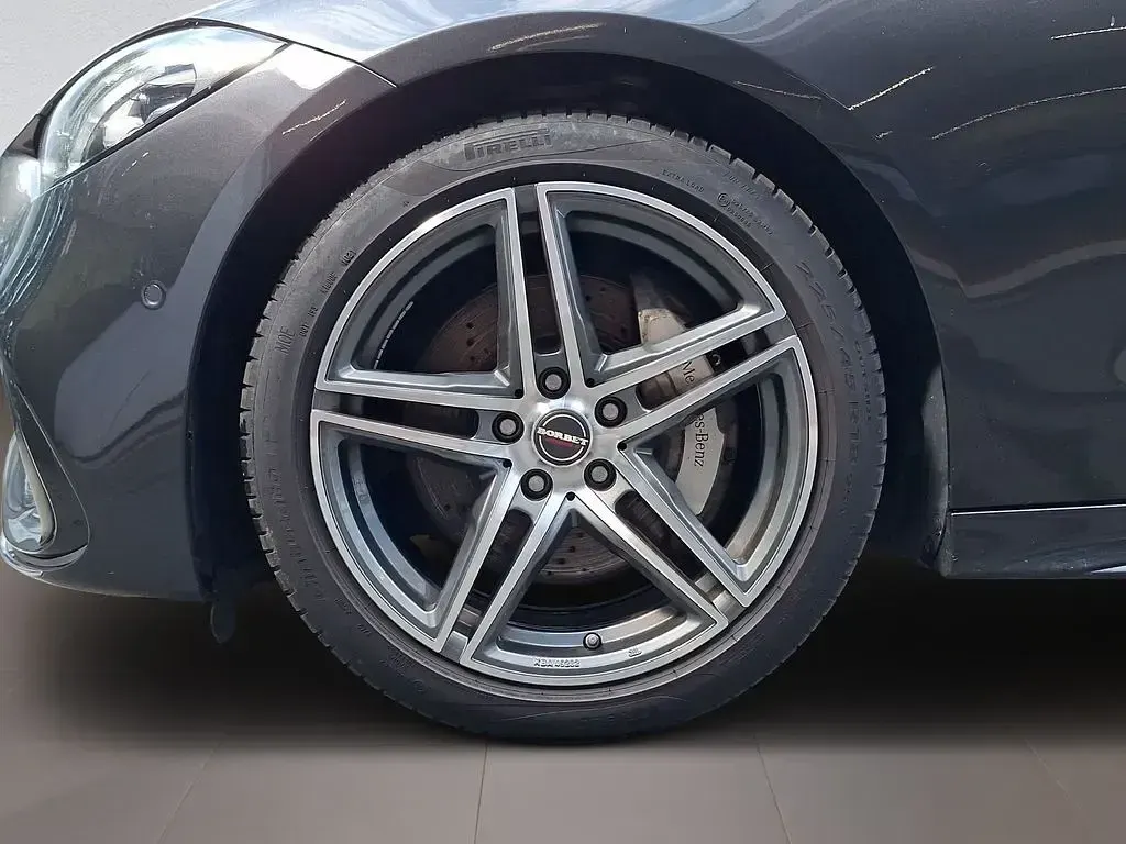 Gebraucht Mercedes C200 AMG line 204 PS (150 kW) 2022 Grau Kombi