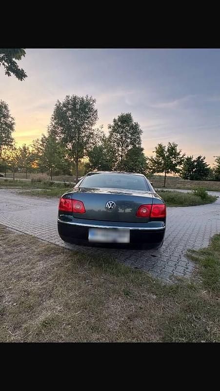 Usata VW Phaeton 241 CV (177 kW) 2004 Grigio Berlina