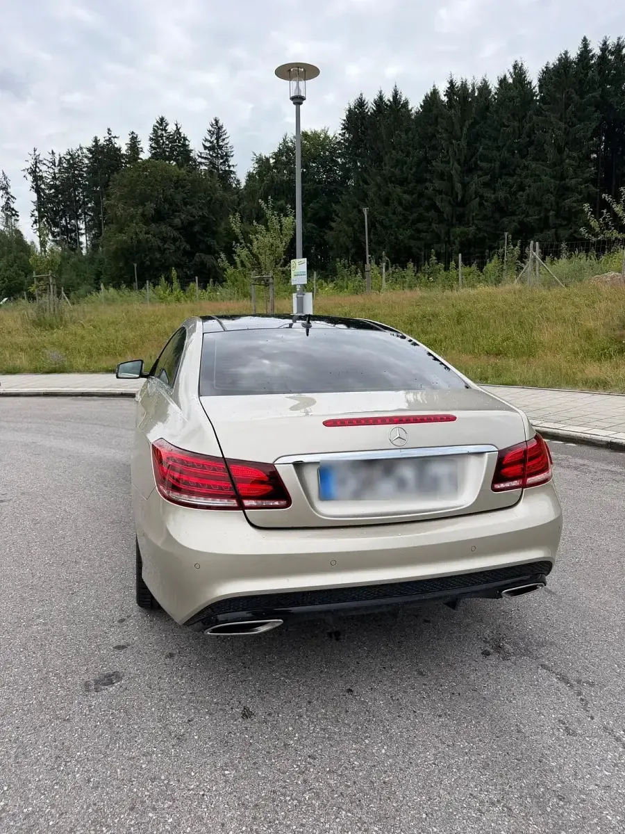 Gebraucht Mercedes E250 AMG 204 PS (150 kW) 2017 Silber Coupé