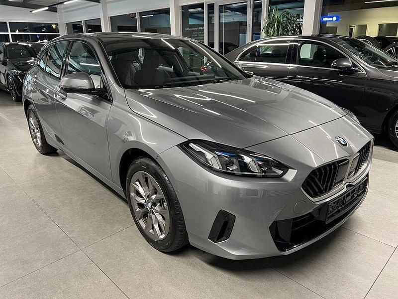 Gebraucht BMW 118 Performance 150 PS (110 kW) 2024 Grau Kleinwagen