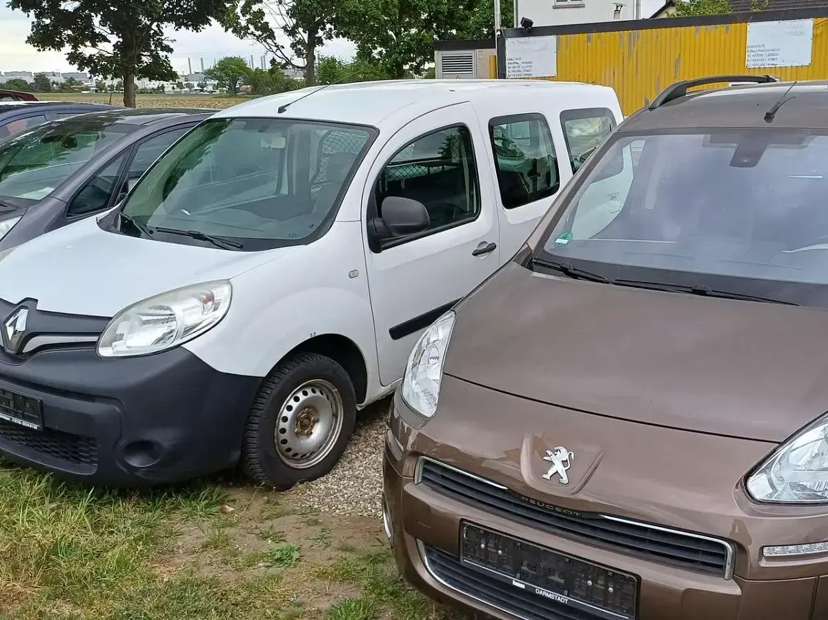 Gebraucht Renault Kangoo 95 PS (69 kW) 2020 Weiß Van / Kleinbus