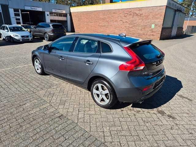 Gebraucht Volvo V40 Kinetic 150 PS (110 kW) 2013 Grau Kombi