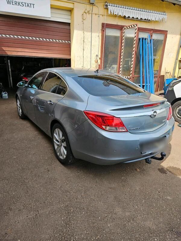 Silber Gebraucht 2013 Opel Insignia Limousine | 3.600 € (Fairer Preis) - Bild 1/4
