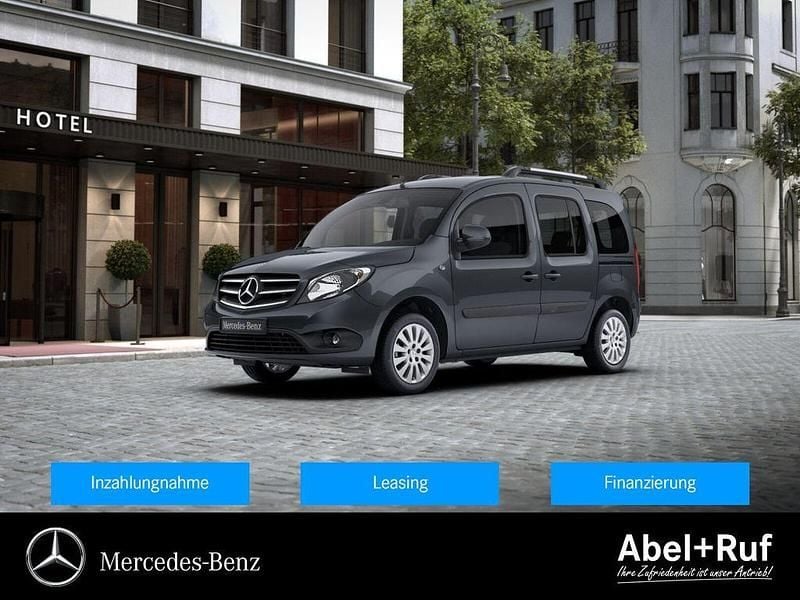 Grau Gebraucht 2019 Mercedes Citan 111 Edition Kombi | 13.399 € (Fairer Preis) - Bild 1/4