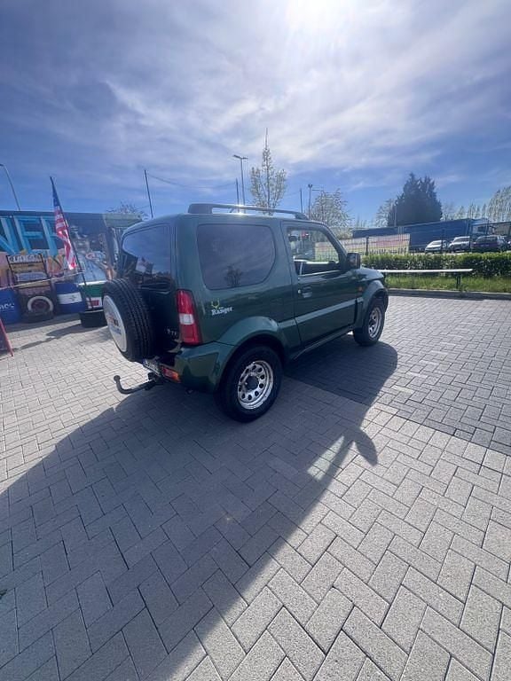 Gebraucht Suzuki Jimny 86 PS (63 kW) 2012 Grün SUV