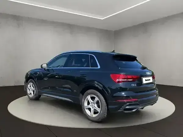 Gebraucht Audi Q3 S-Line 150 PS (110 kW) 2019 Mythosschwarz metallic SUV