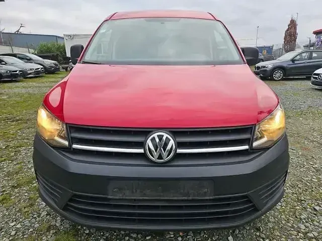 Gebraucht VW Caddy Maxi 102 PS (75 kW) 2018 Rot Van / Kleinbus