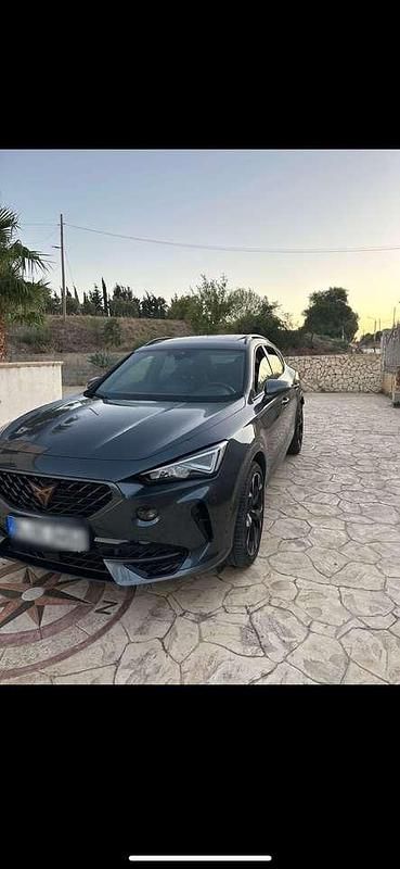 Grau Gebraucht 2023 Cupra Formentor VZ SUV | 30.000 € (Guter Preis) - Bild 1/4
