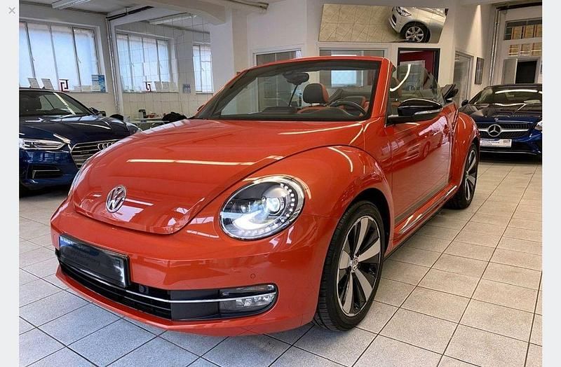 Orange Gebraucht 2015 VW Beetle CLUB Cabrio | 20.799 € (Etwas zu teuer) - Bild 1/4