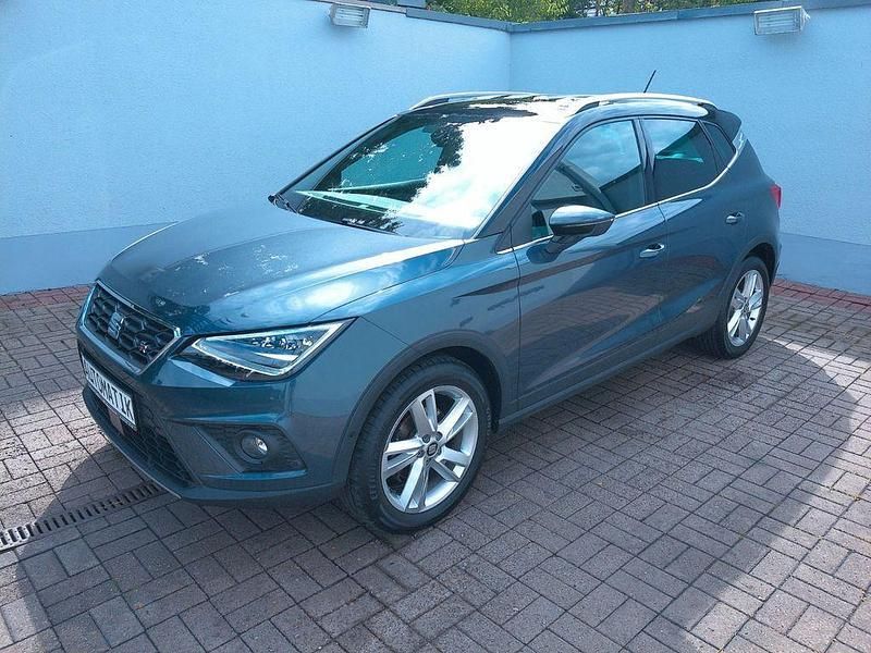 Grau Gebraucht 2021 Seat Arona FR SUV | 19.990 € (Fairer Preis) - Bild 1/4