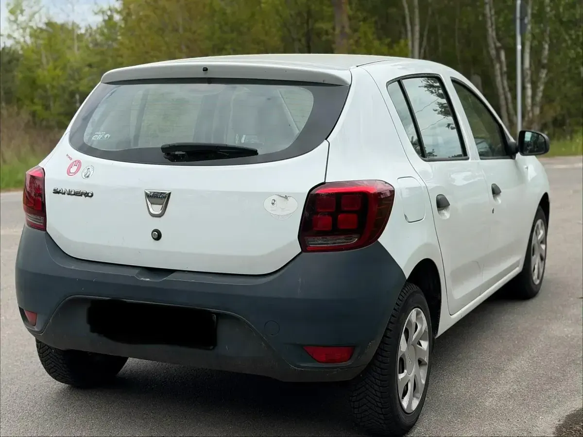 Używany Dacia Sandero 73 KM (53 kW) 2018 Biały Hatchback