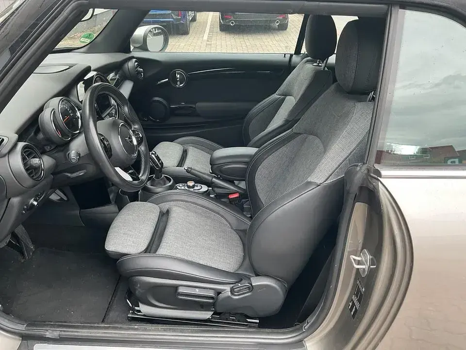 Gebraucht Mini Cooper S Cabriolet 192 PS (141 kW) 2020 Silber Cabrio