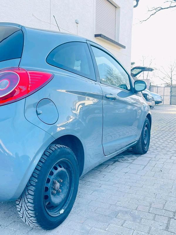 Gebraucht Ford Ka 70 PS (51 kW) 2011 Kleinwagen