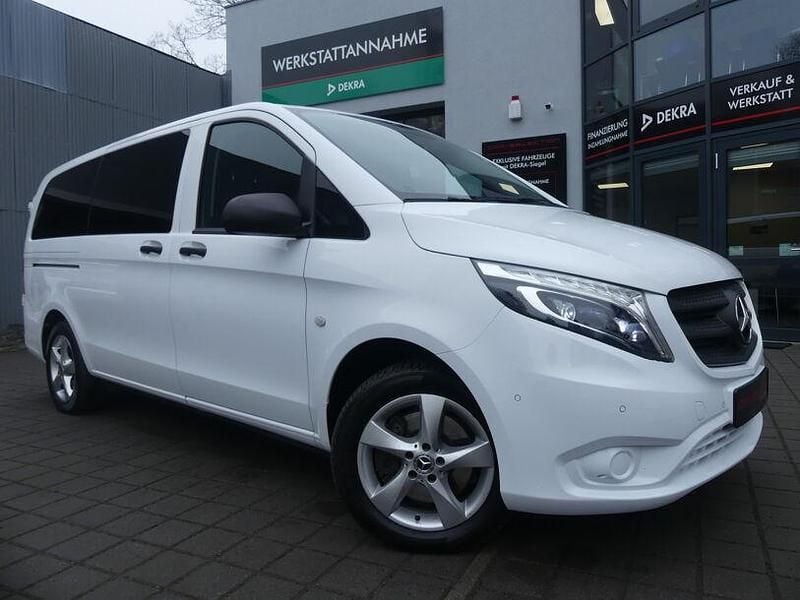 Gebraucht Mercedes Vito 190 PS (139 kW) 2019 Blau Van