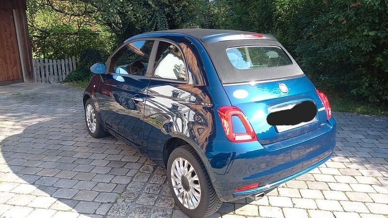 Blau Gebraucht 2020 Fiat 500C Lounge Cabrio | 11.900 € (Guter Preis) - Bild 1/4