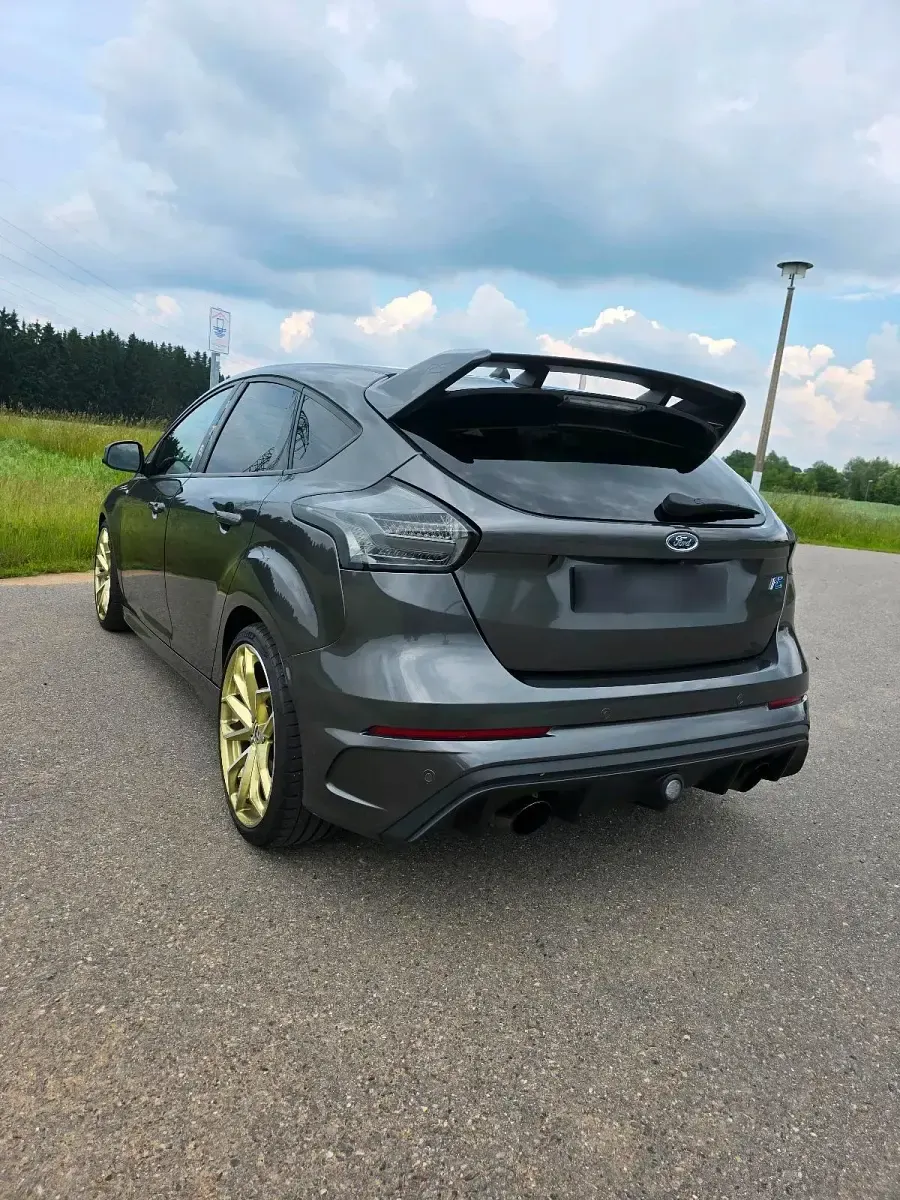 Gebraucht Ford Focus RS 350 PS (257 kW) 2017 Limousine