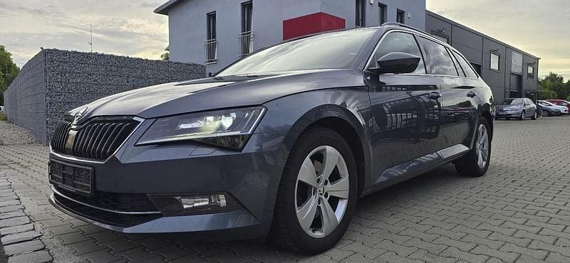 Gebraucht 2018 Skoda Superb Ambition Kombi | 11.990 € (Fairer Preis) - Bild 1/4
