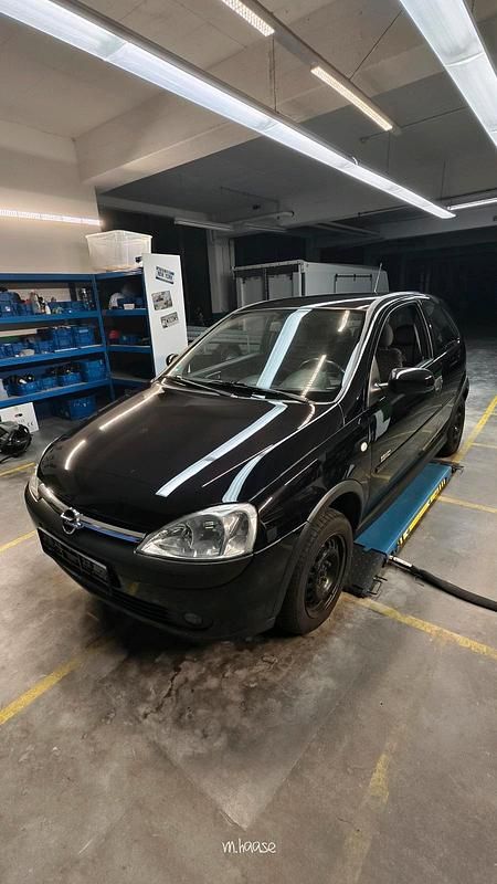 Gebraucht Opel Corsa 75 PS (55 kW) 2003 Schwarz Kleinwagen