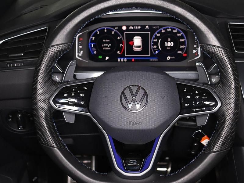Gebraucht VW Tiguan R 320 PS (235 kW) 2023 Deep black perleffekt (metallic) SUV