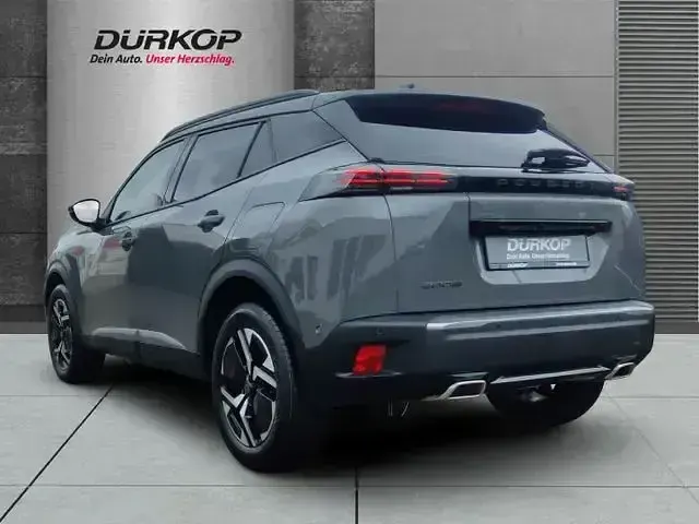 Gebraucht Peugeot 2008 Allure 131 PS (96 kW) 2025 Grau/typ aussenverkleidung met SUV