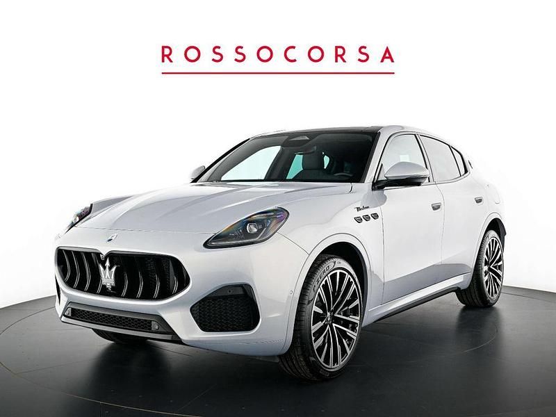 Neu Maserati Grecale 250 PS (183 kW) 2026 Weiß SUV