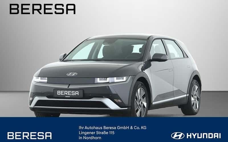 Grau Gebraucht 2025 Hyundai Ioniq 6 Dynamiq Limousine | 39.780 € (Teuer) - Bild 1/4