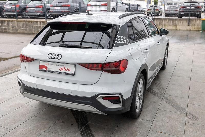 Gebraucht Audi A3 Ambiente 150 PS (110 kW) 2024 Gletscherweiß metallic Kombi