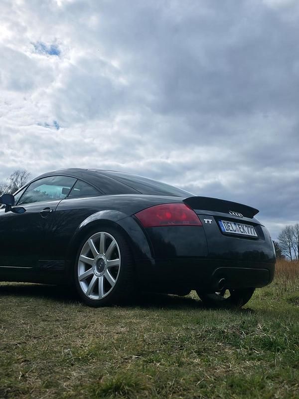Schwarz Gebraucht 2001 Audi TT S-Line Coupé | 4.800 € (Fairer Preis) - Bild 1/4