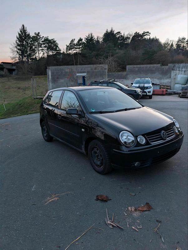 Gebraucht VW Polo 64 PS (47 kW) 2003 Blau Kleinwagen