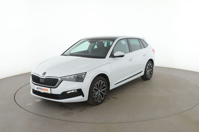 Weiß Gebraucht 2020 Skoda Scala Drive Kleinwagen | 17.150 € (Fairer Preis) - Bild 1/4