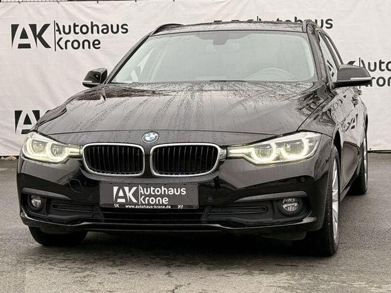 Gebraucht BMW 320 Advantage 190 PS (139 kW) 2019 Schwarz Kombi