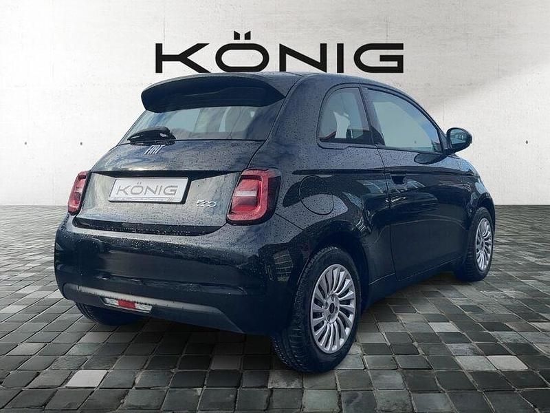 Gebraucht Fiat 500e 86 kW (118 PS) 2023 Schwarz Kleinwagen