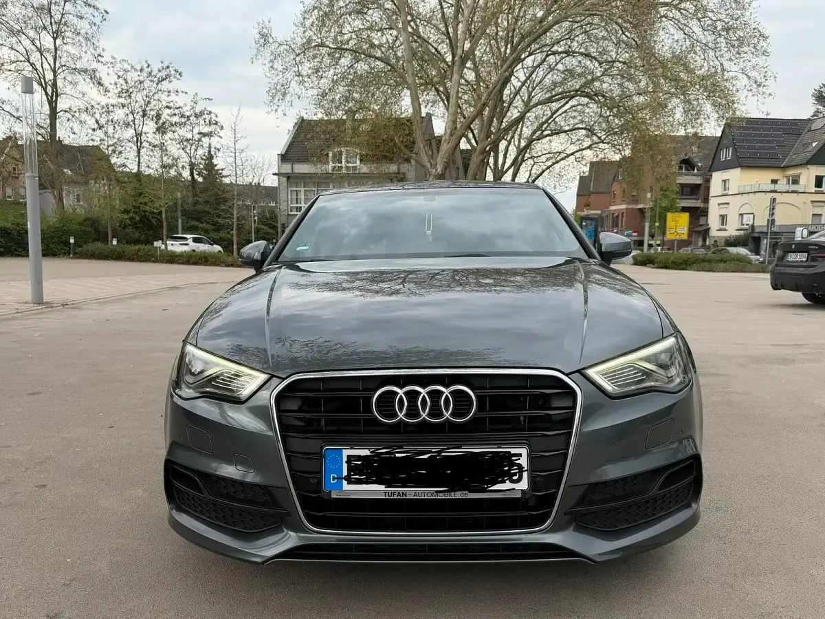 Używany Audi A3 S-Line 150 KM (110 kW) 2014 Szary Sedan/Limuzyna