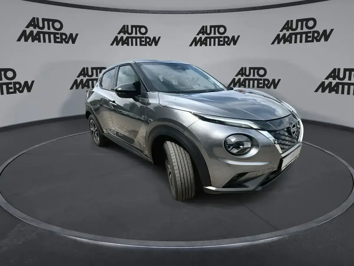 Neu Nissan Juke N-Connecta 143 PS (105 kW) 2026 Grau SUV