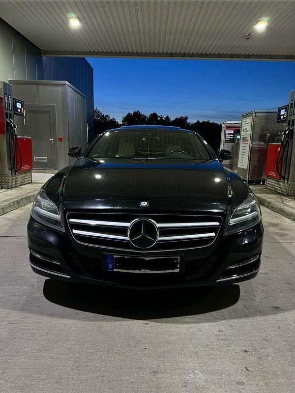 Gebraucht Mercedes CLS350 265 PS (194 kW) 2014 Schwarz Coupé