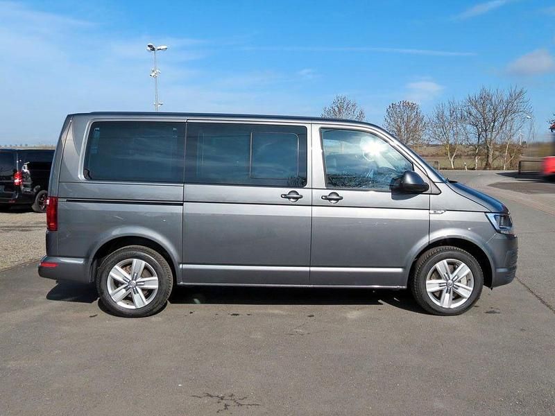 Gebraucht VW T6 Comfortline 204 PS (150 kW) 2018 Grau Van