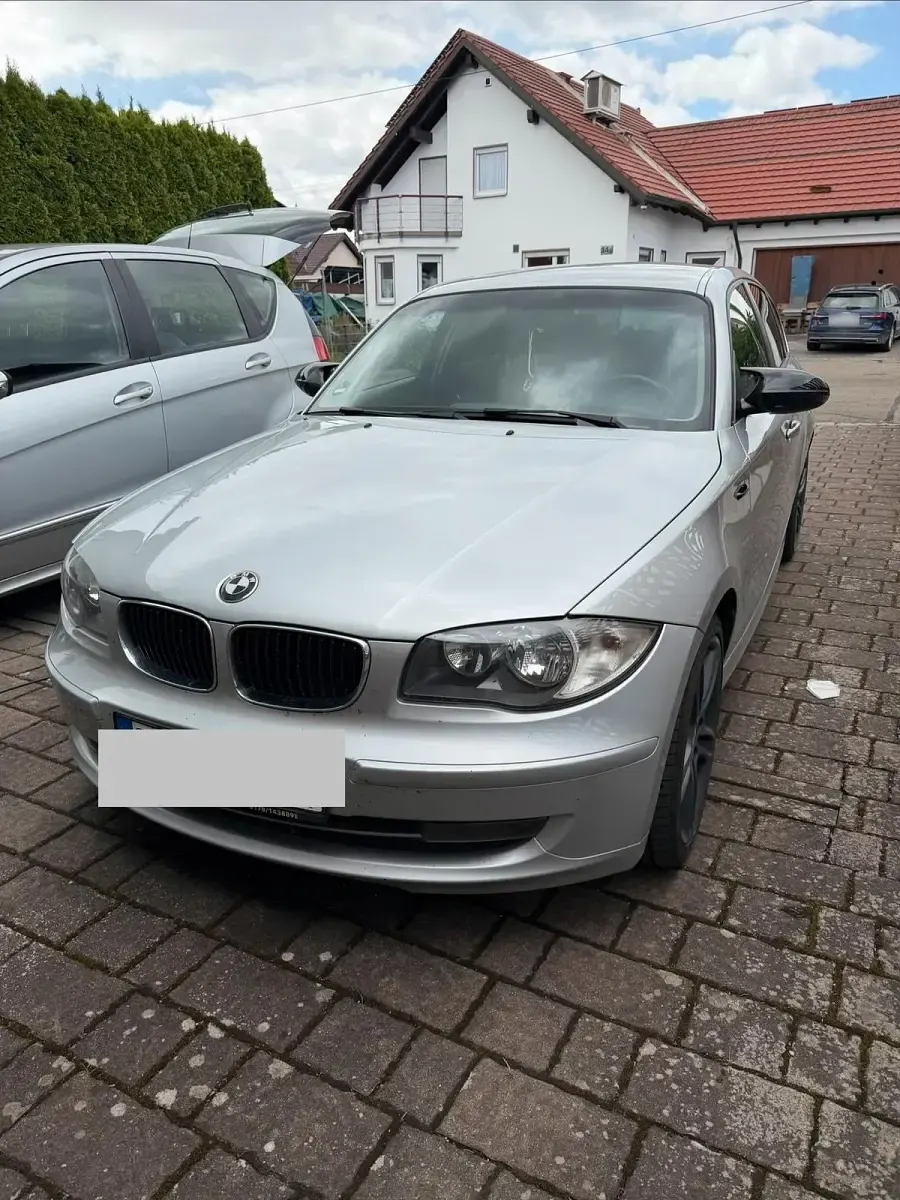 Gebraucht BMW 118 143 PS (105 kW) 2007 Silber Kleinwagen