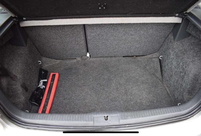 Gebraucht VW Polo 54 PS (39 kW) 2007 Silber Kleinwagen