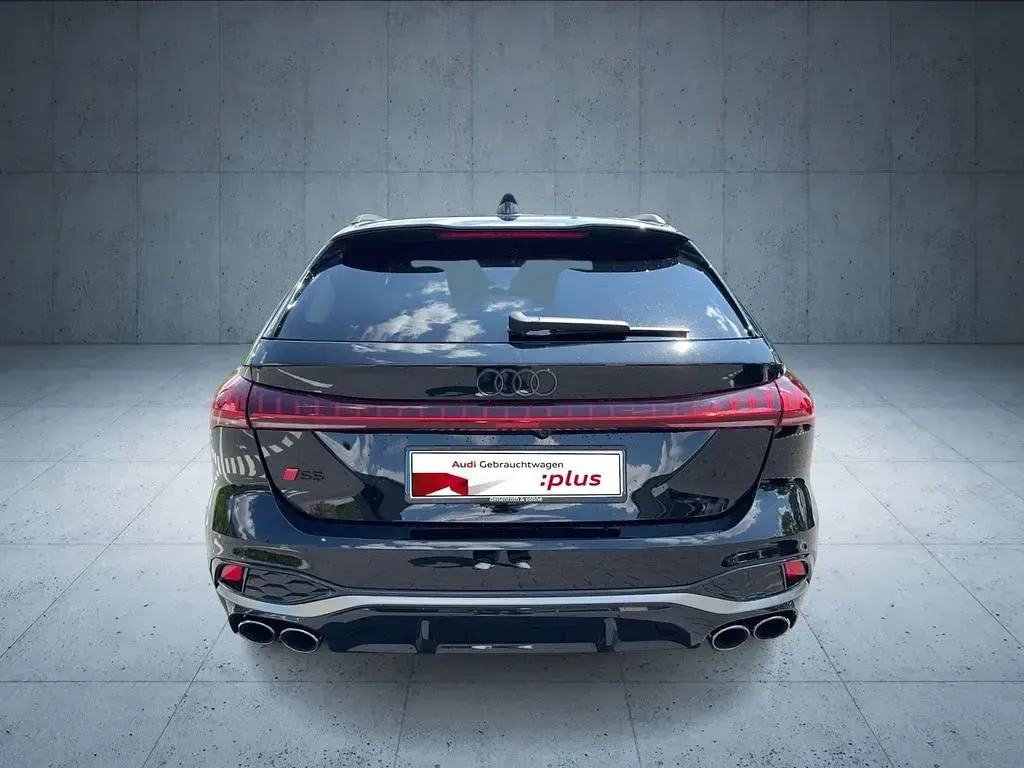 Gebraucht Audi S5 Comfort 441 PS (324 kW) 2026 Schwarz Kombi