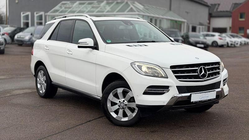 Gebraucht Mercedes ML350 258 PS (189 kW) 2015 Weiß SUV