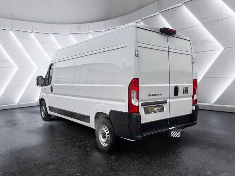 Gebraucht Fiat Ducato 140 PS (102 kW) 2025 Weiss (pastell)) (weiss Van