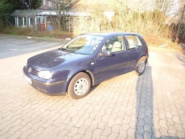 Gebraucht VW Golf IV 101 PS (74 kW) 1999 Blau Kleinwagen