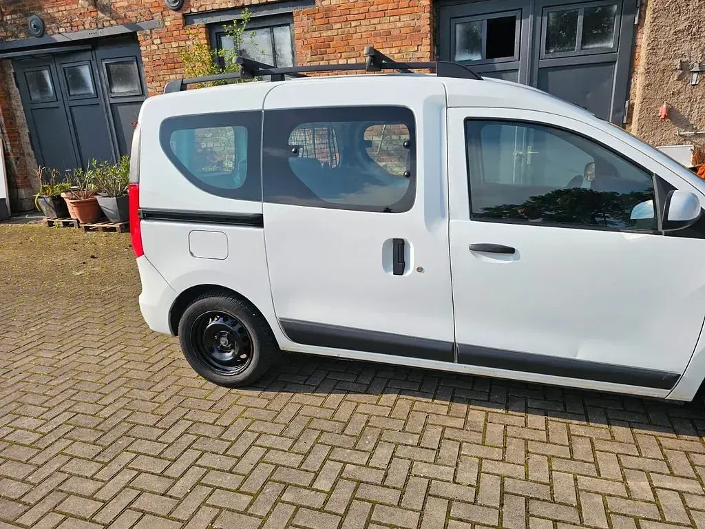 Gebraucht Dacia Dokker 90 PS (66 kW) 2017 Weiß Van / Kleinbus