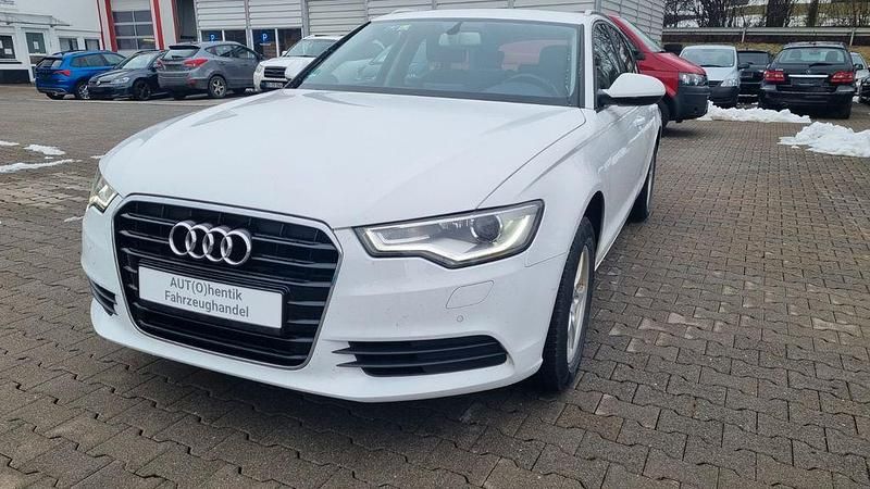 Gebraucht Audi A6 Comfort 190 PS (139 kW) 2014 Weiß Kombi