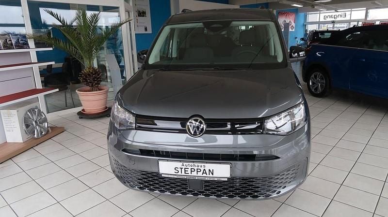 Neu VW Caddy 116 PS (85 kW) 2026 Grau Van / Kleinbus