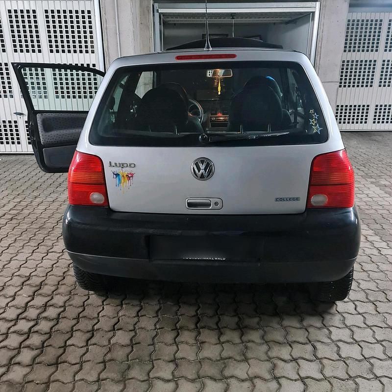 Gebraucht VW Lupo 70 PS (51 kW) 2002 Schwarz Kleinwagen