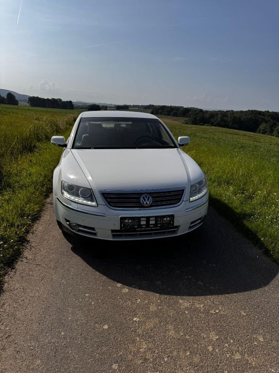 Weiß Gebraucht 2008 VW Phaeton Limousine | 6.300 € (Guter Preis) - Bild 1/4