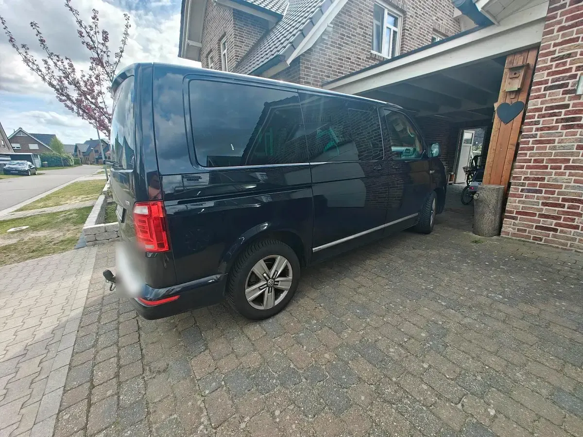 Usata VW T6 Highline 150 CV (110 kW) 2016 Nero Furgone